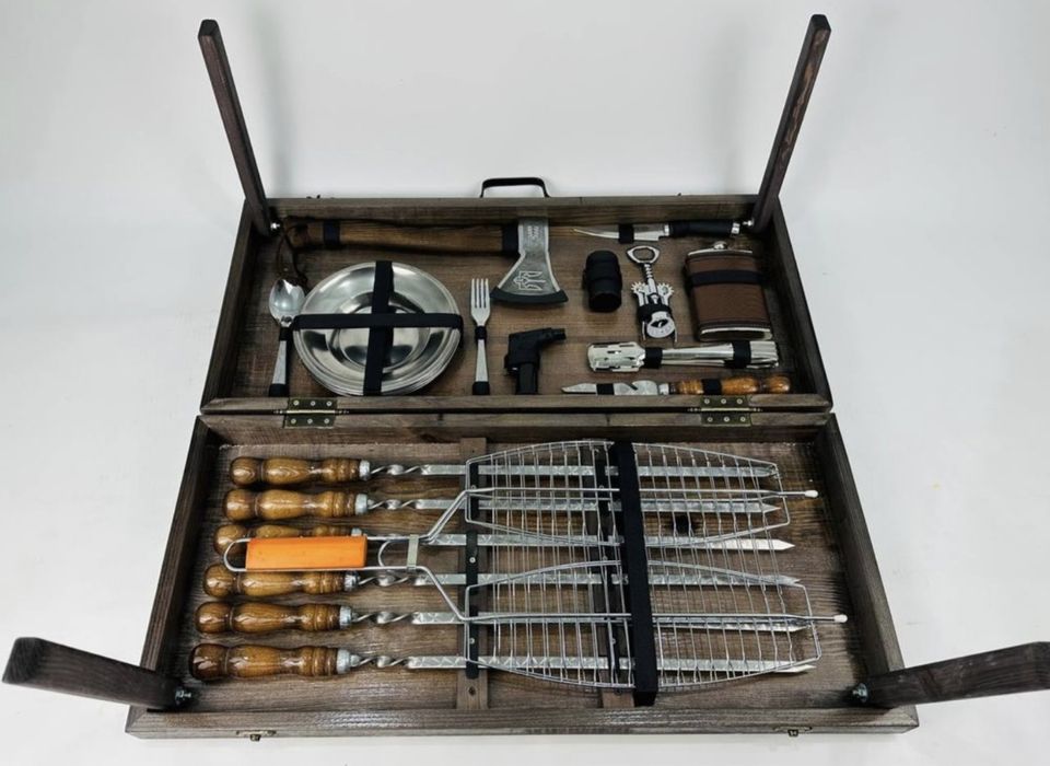 Подарочный набор для барбекю в деревянном кейсе