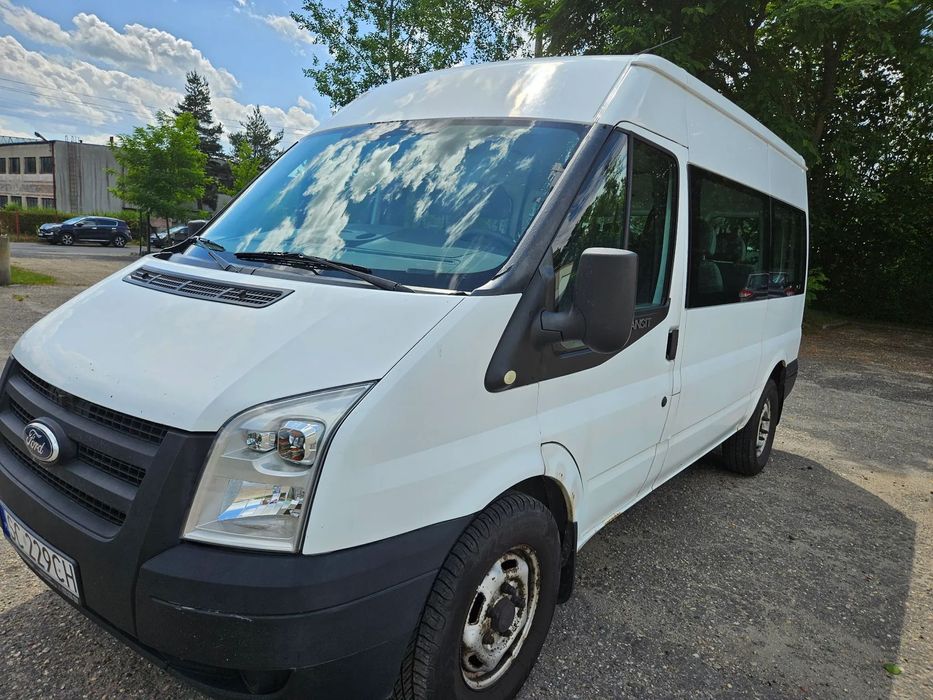 Ford Transit Sprzedam Ford Transit 2.2 TDCi (diesel, 85 KM) 2011 rok , 9 osobowy.