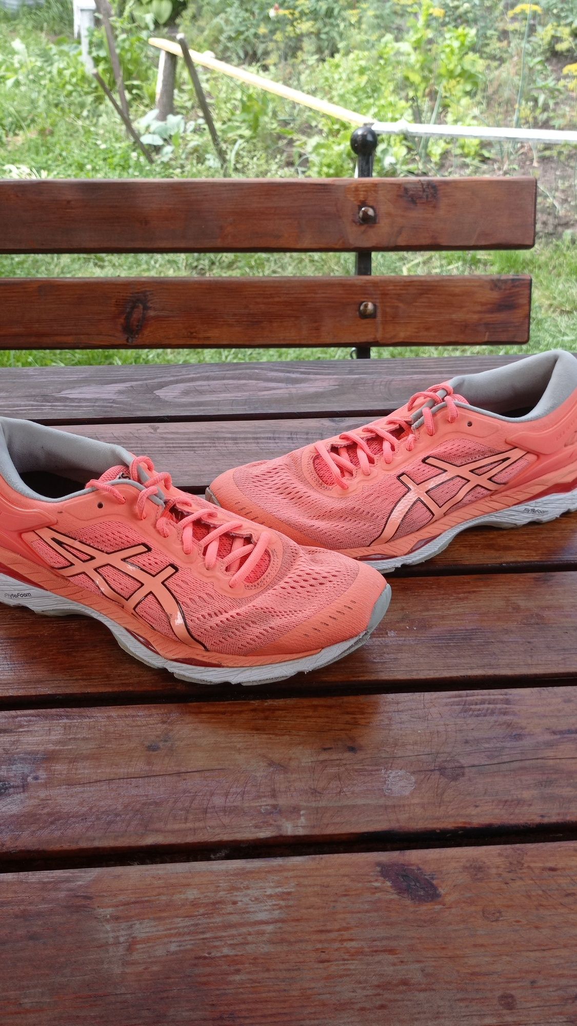 Продам asics gel kayano 24