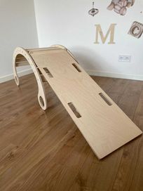 Drewniany Bujak Montessori ze zjeżdżalnią/wspinaczką i poduszką XL