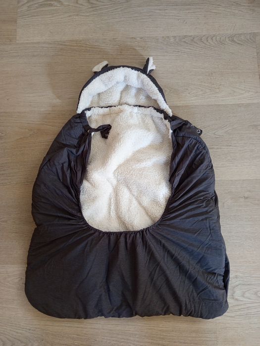 Proteçao para porta-bebé