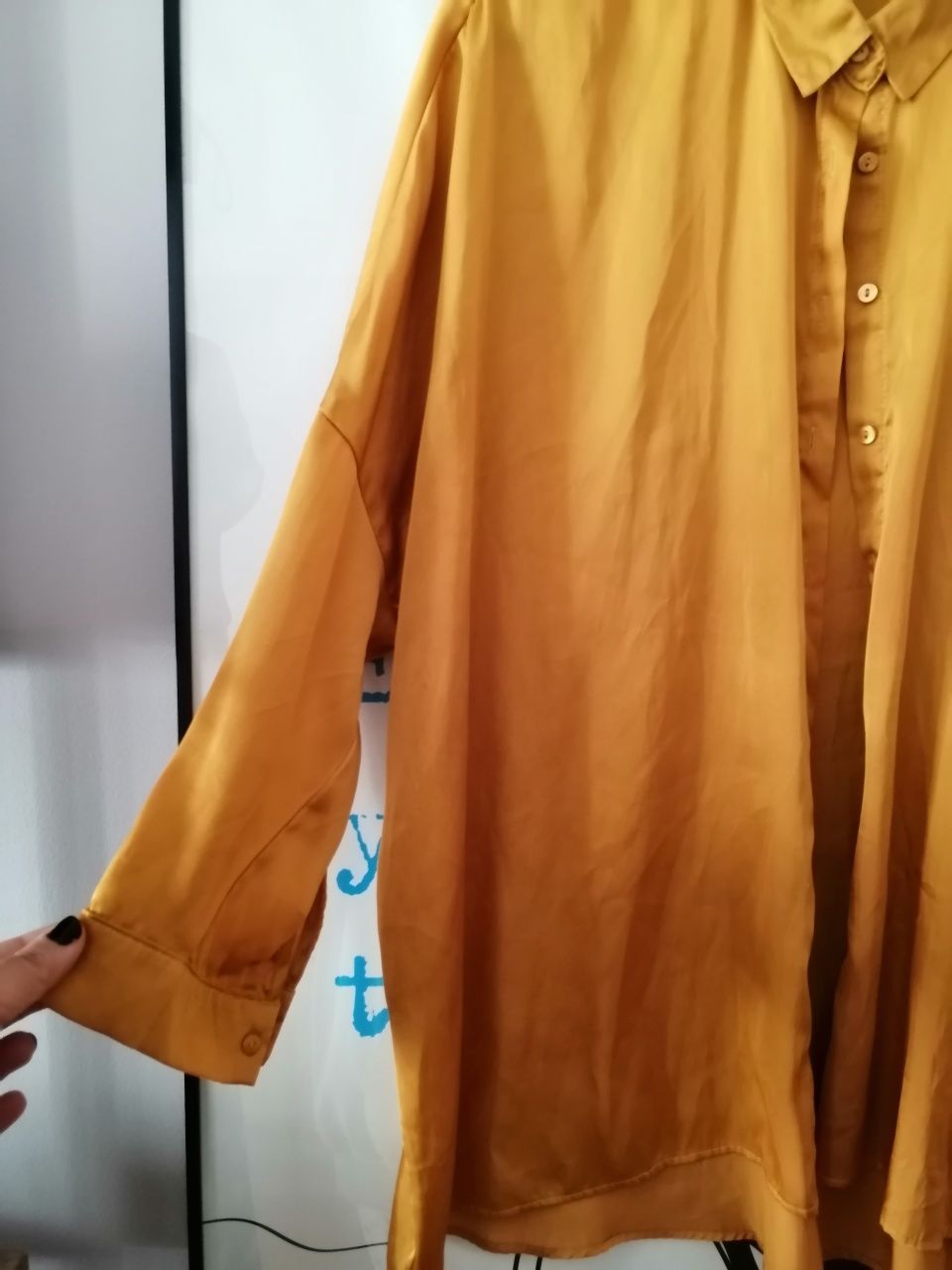 Camisa Acetinada Amarelo Mostarda - L