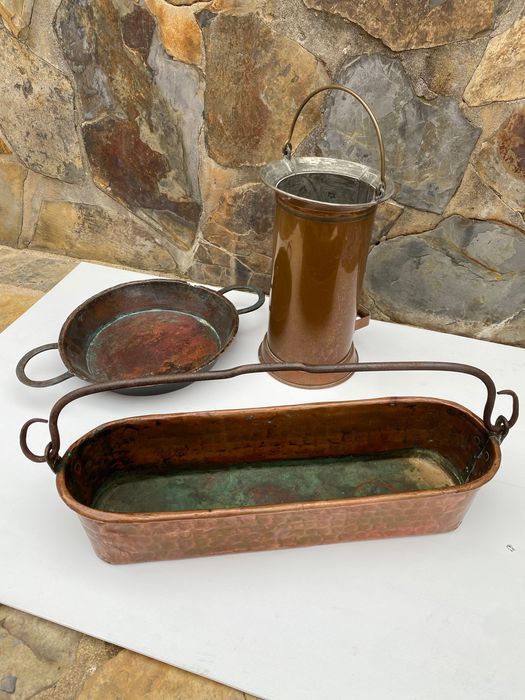 Tachos frigideira leiteira Séc XIX cobre 56 cm