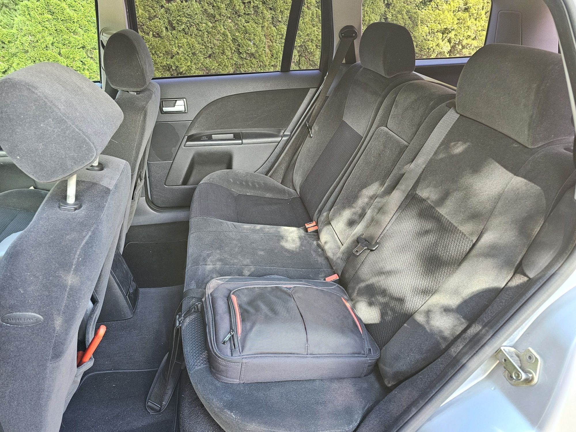 Ford Mondeo mk3 LPG hak klima Android Kamera cofania