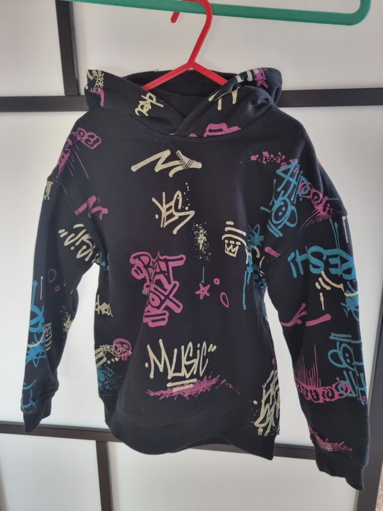 Chłopięca bluza z nadrukiem