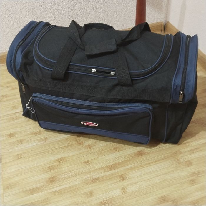 Дорожна  сумка .