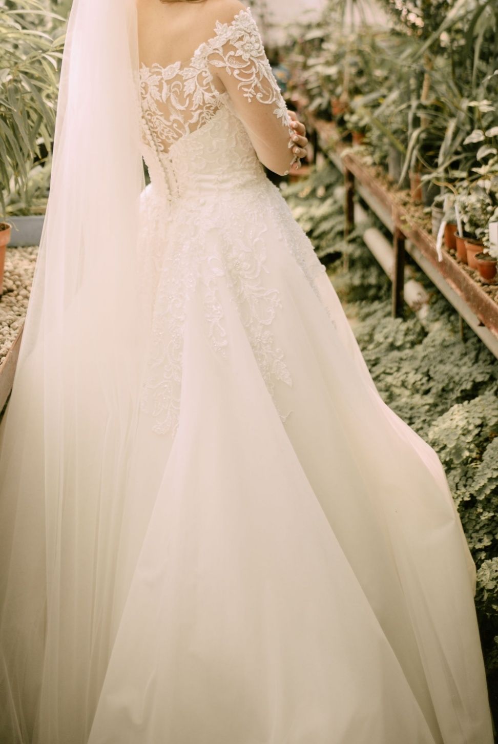 Весільне плаття (весільна сукня)