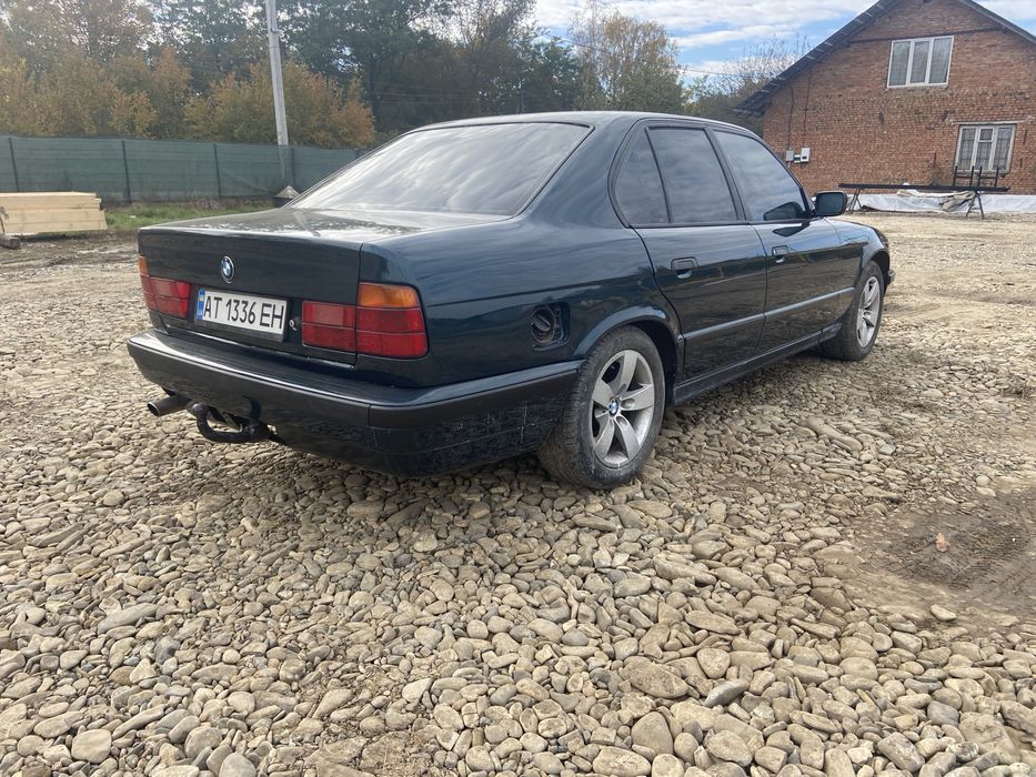 Продам BMW e34 520I