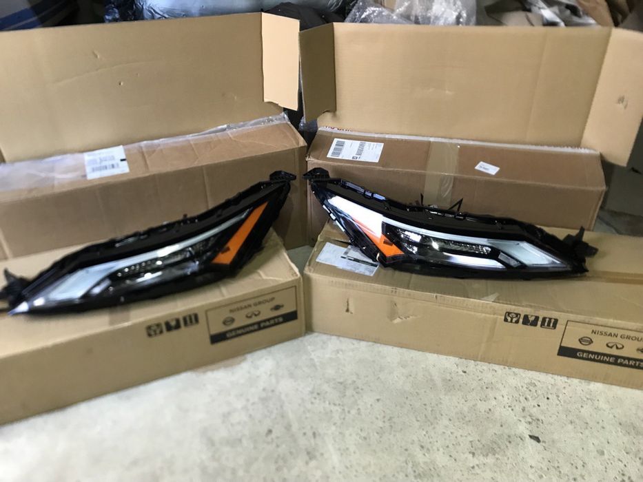 Нові оринінал ДХО, фара верхня, ходові  Nissan Rogue 2021-2025 США