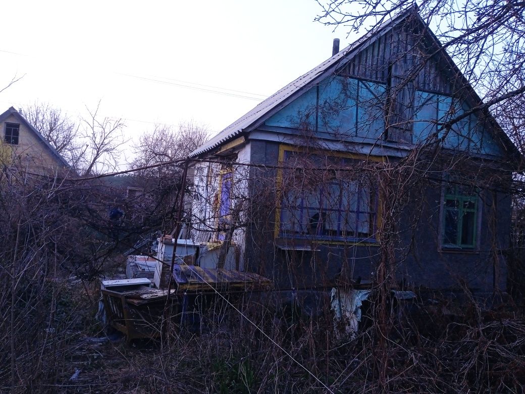 Дача в садовому товаристві