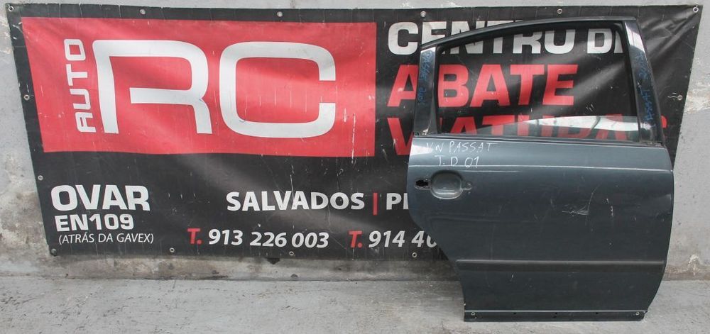 Porta de Trás do Lado Direito Volkswagen Passat de 2001
