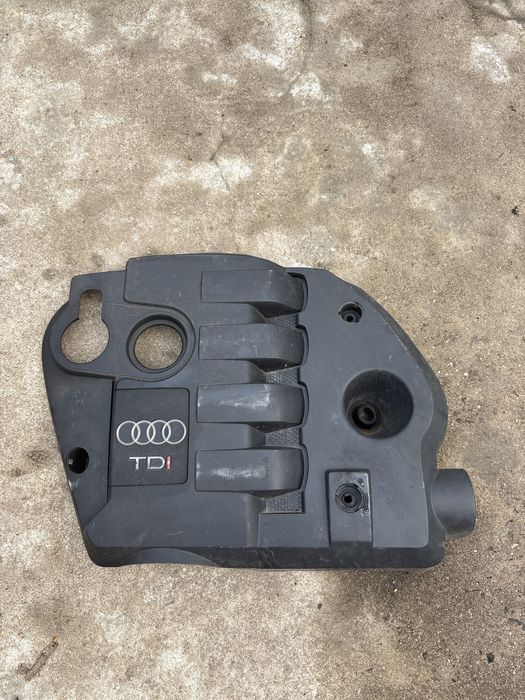 Tampa motor Audi 1.9 TDi