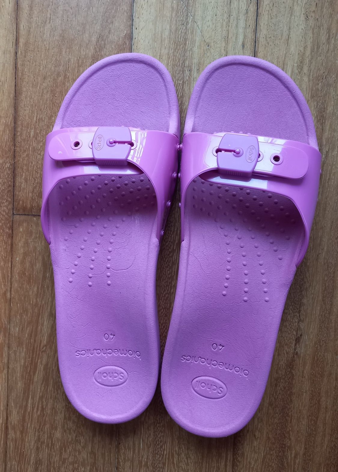Klapki r. 40 Scholl