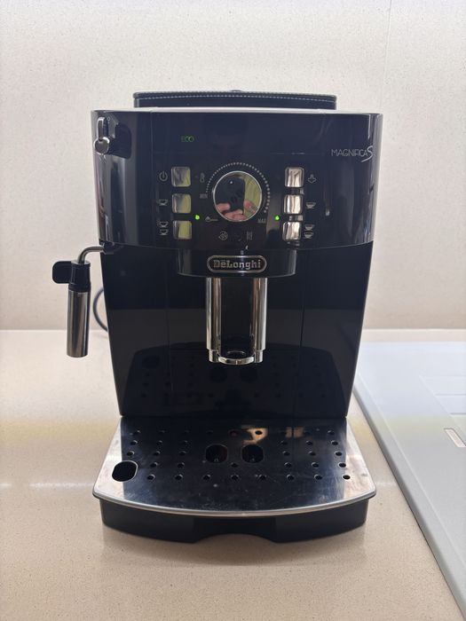 Maquina café automatica, delonghi magnificaS