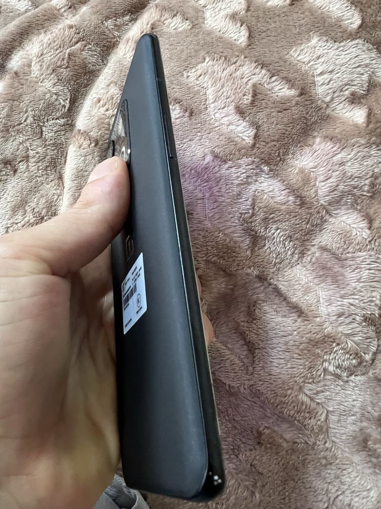 One plus 10 pro 256gb