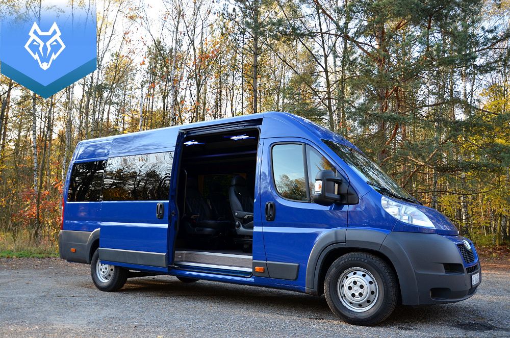 Przewóz osób BUS VIP 9 osobowy - wysoki komfort - wynajem z kierowcą