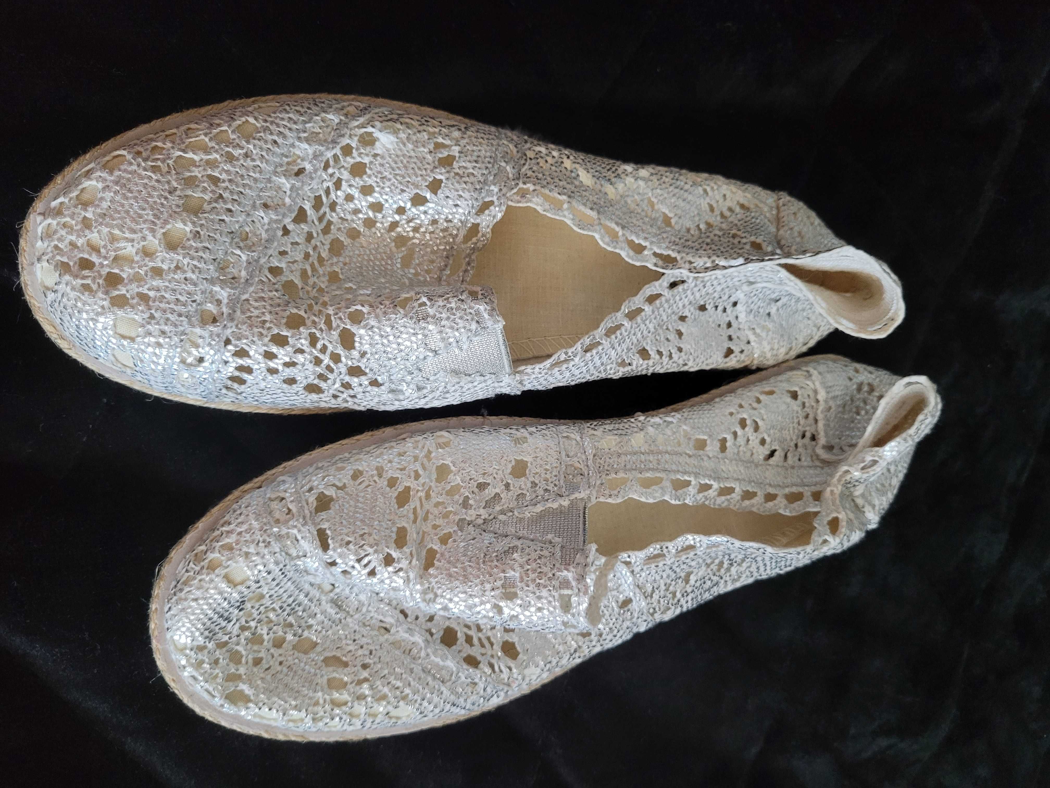 Buty espadryle srebrne