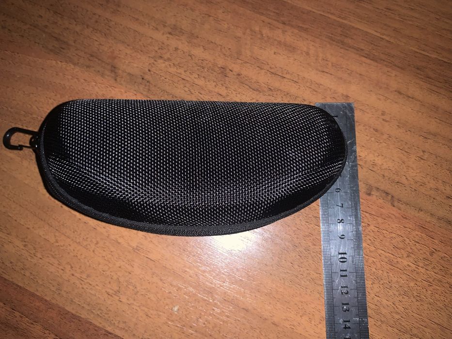 Футляр для окулярів