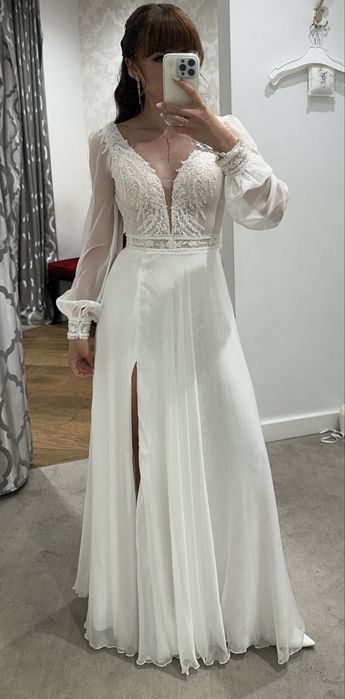 Romantyczna suknia ślubna biala długie ręlawy