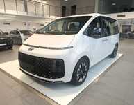 Hyundai Staria LUXURY 7 osobowy, Od ręki