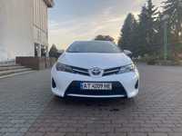 Продам Toyota Auris 2013 1.4 tdi