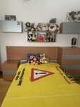 Quarto de crianca ,jovem em bom estado