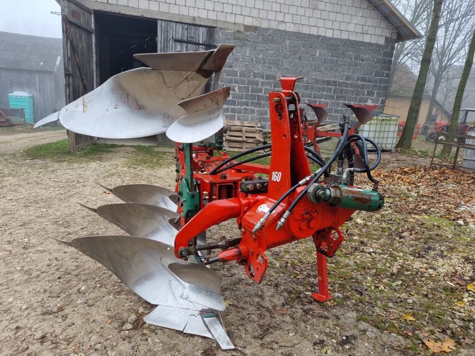 Pług obrotowy KVERNELAND Lb85 VARIO 3 skiby