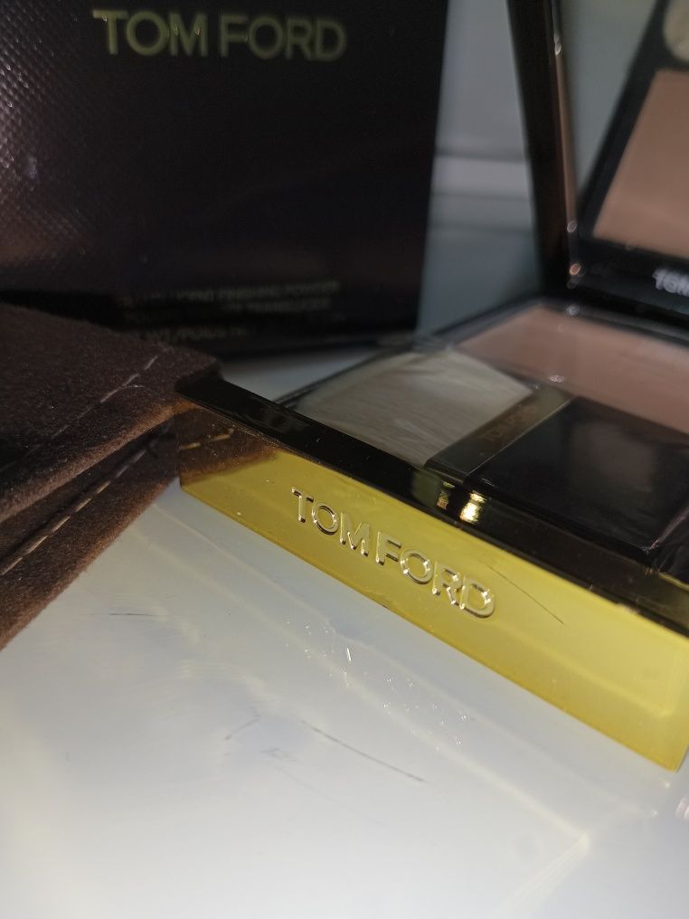 Tom ford transculent puder do twarzy z lusterkiem oryginalny