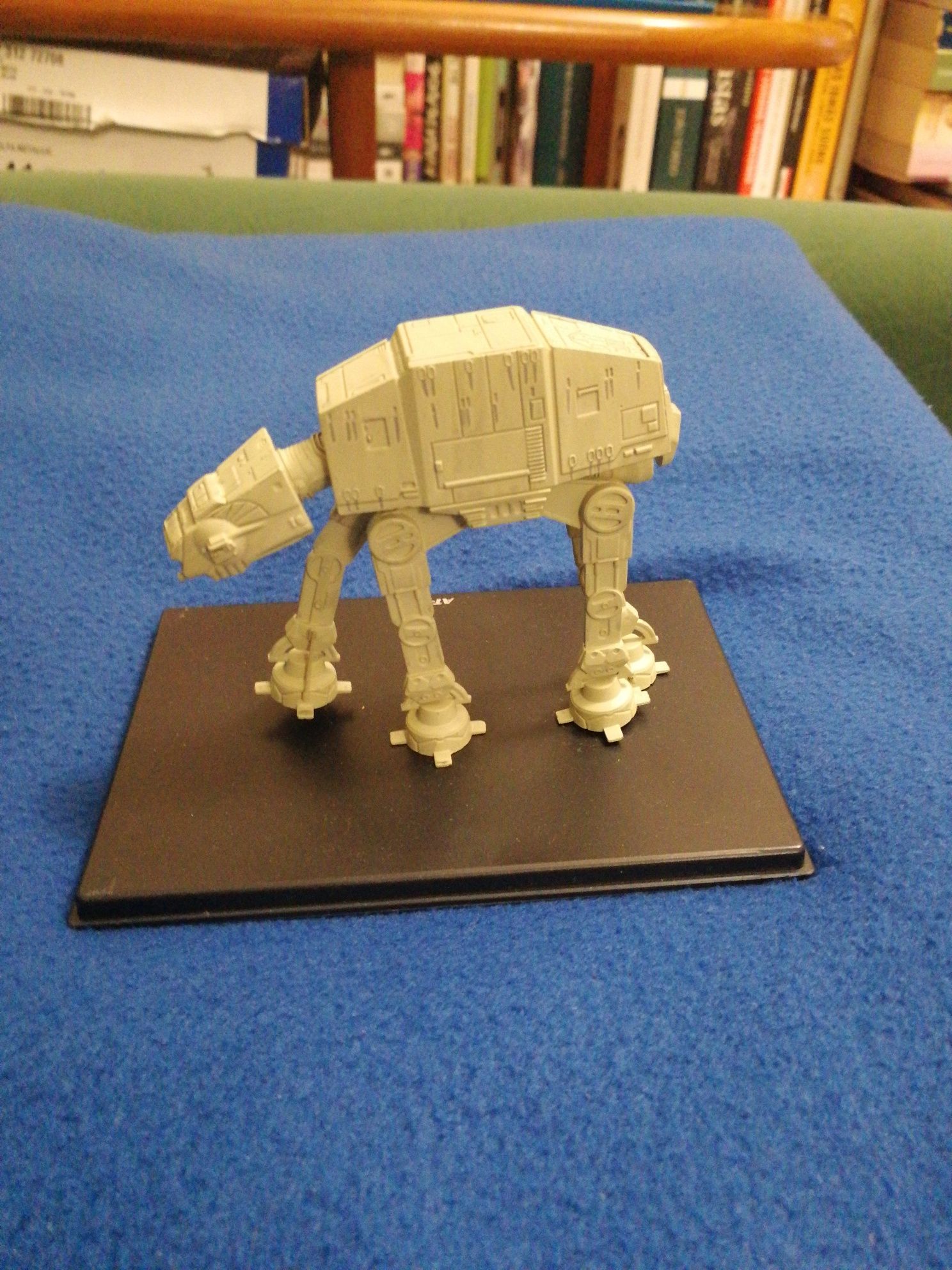 Star Wars - Miniatura do AT-AT