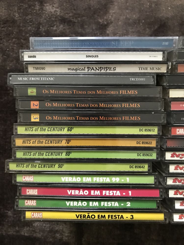 60 CDs de todo tipo musica