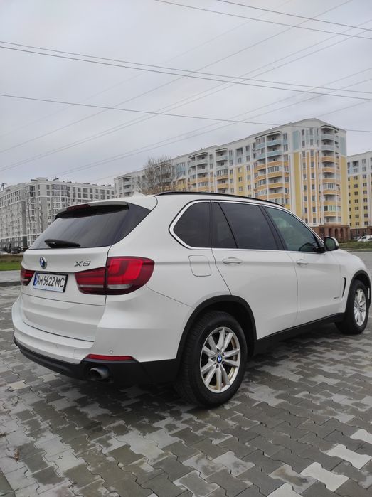 Автомобіль BMW X5