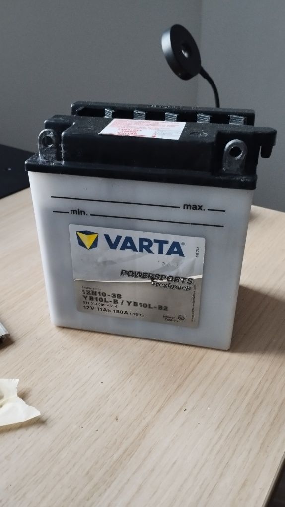 Akumulator 12V 11Ah 150 A Varta