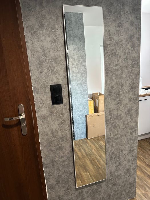 Lusterko wąskie jak nowe