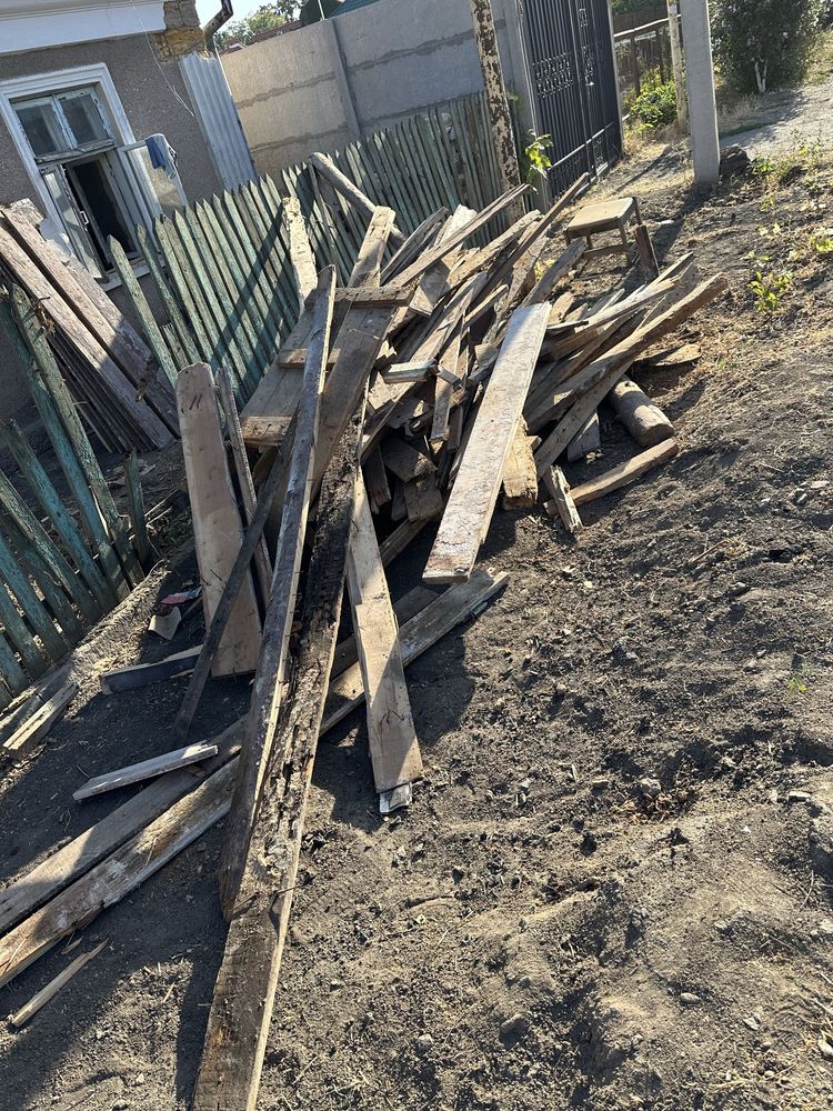 Дрова безкоштовно самовивіз