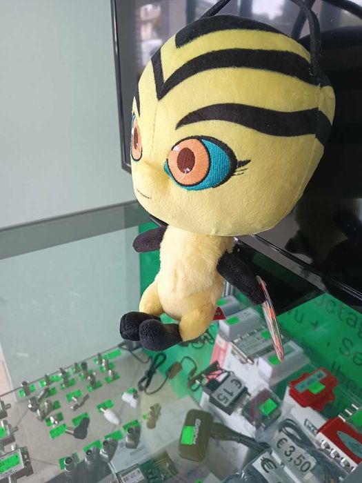 Novidade:Peluche Pollen Miraculous Ladybug 29cm