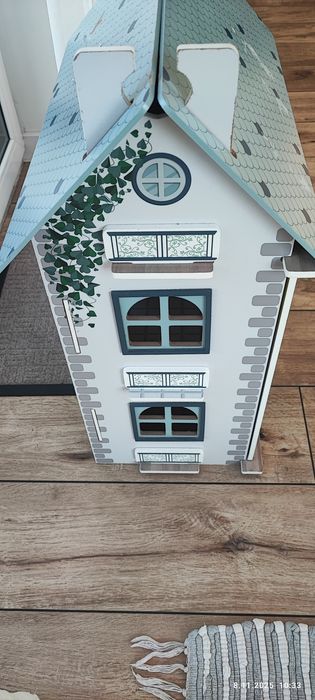 Domek dla lalek używany