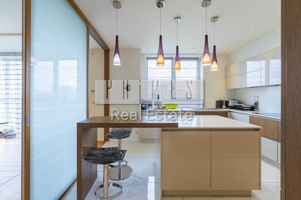 Продаж квартири 180м2 вул Ділова 2 Печерськ Центр