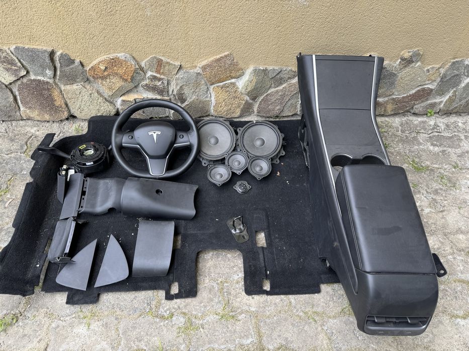 Руль tesla model 3 Y тесла кермо airbag подушка поастик консоль