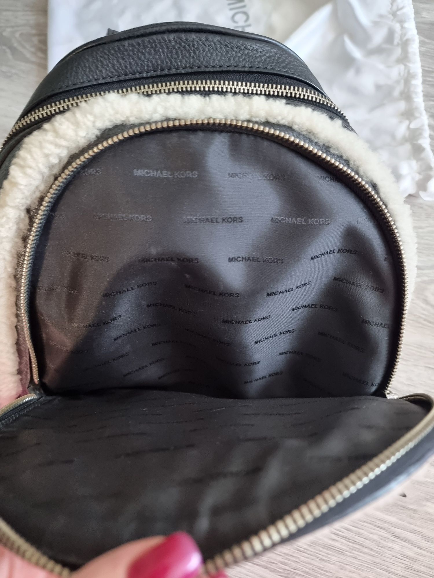 Рюкзак кожаный Michael Kors