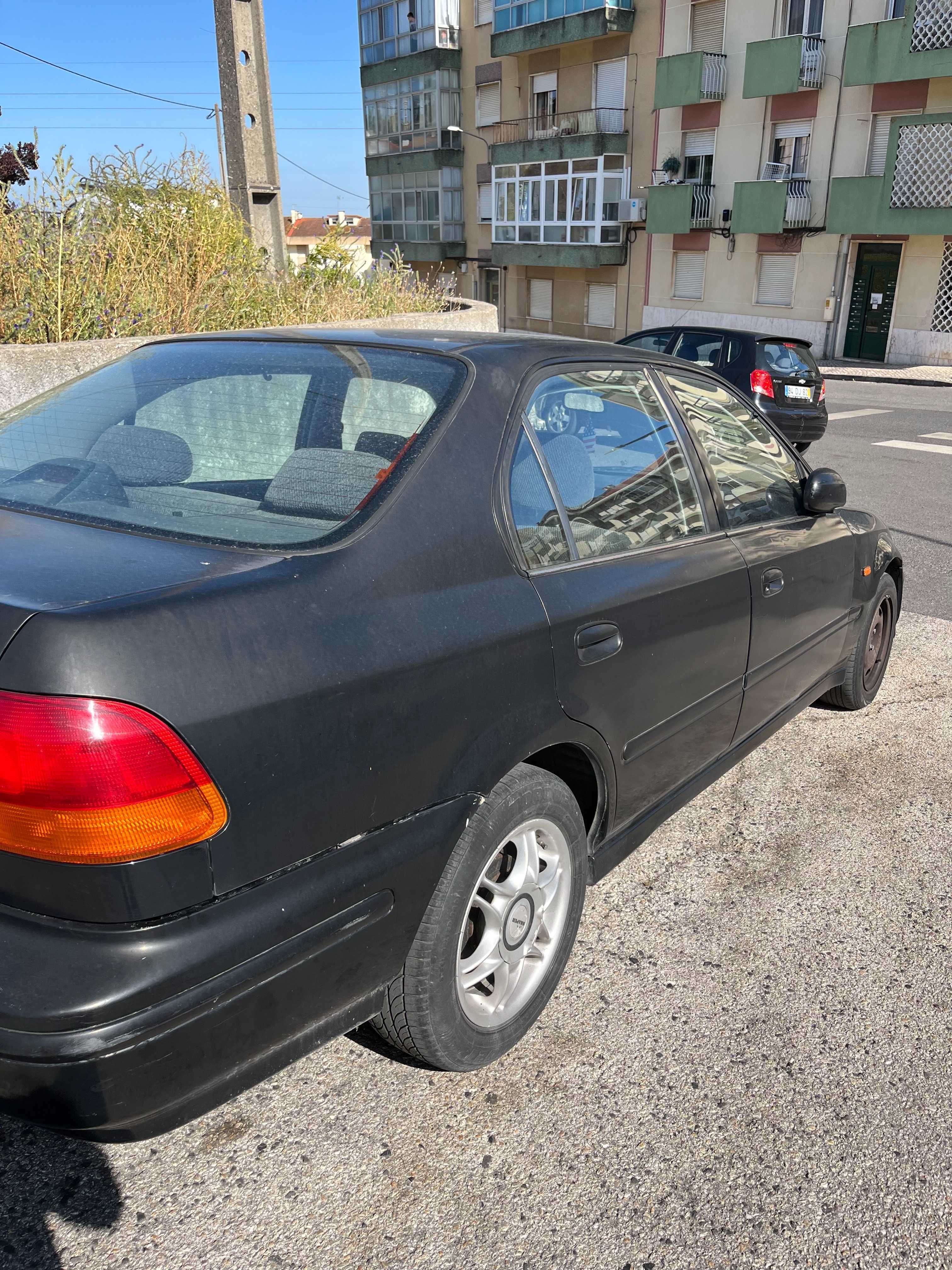 Honda Civic sedan ek3, vendo ou troco por mota
