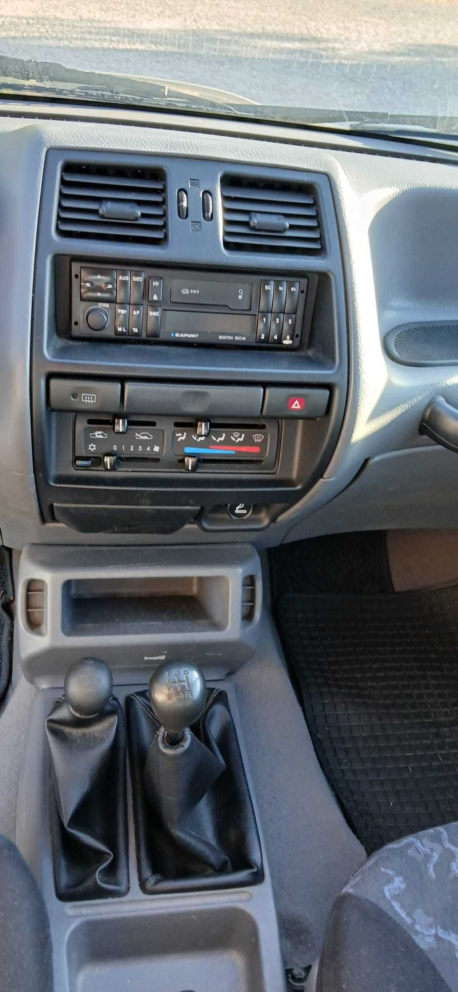 Nissan Terrano II 2.7 TDI