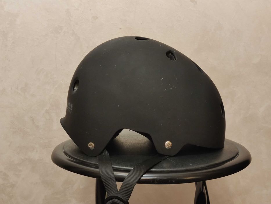 Дитячий шолом Triple Eight ролики / скейт / велосипед  (чорний)