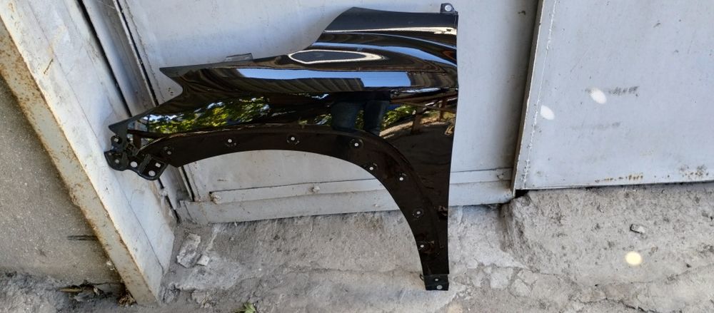 Крыло левое. Крило ліве. Toyota Corolla cross. 2020 - 25.