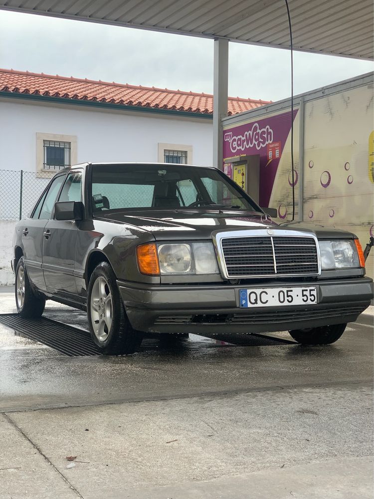 Mercedes Benz E200d