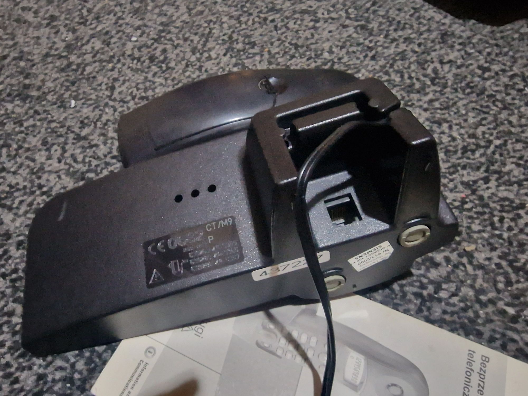Telefon stacjonarny Siemens Gigaset 100 z logiem TP SA