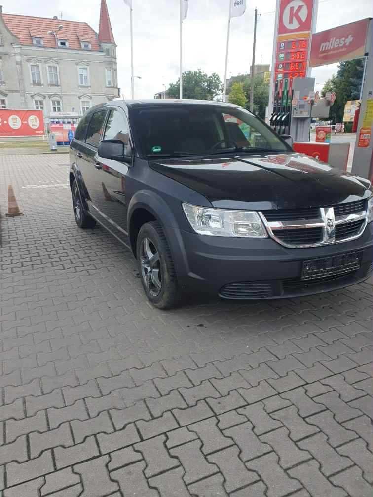 Dodge Journey 2.4 benzyna kolor czarny przeznaczony na części hak