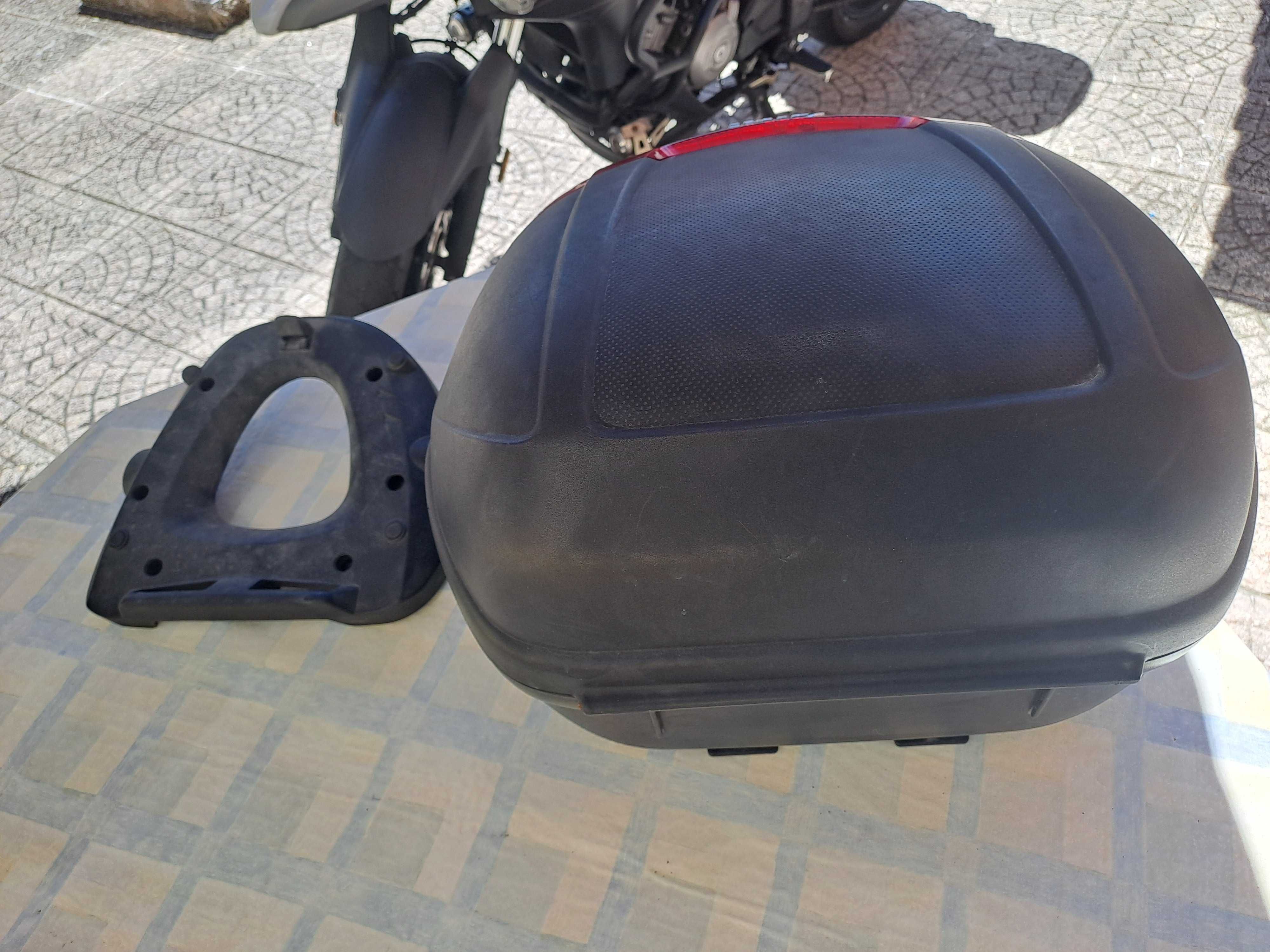 Mala givi com base top case