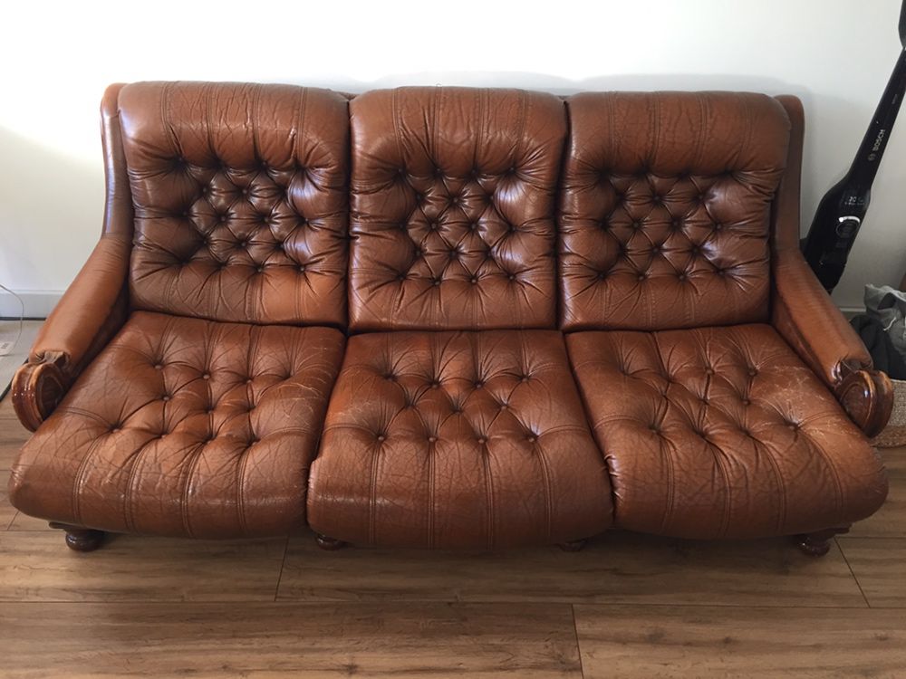 Sofa        Pele          vintage