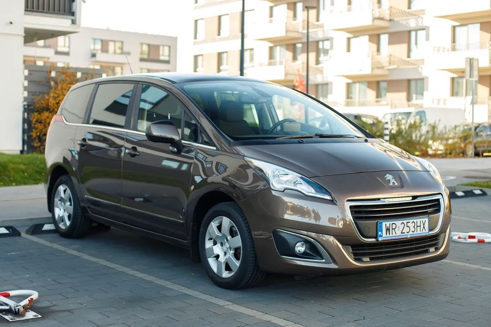 Peugeot 5008 Nawigacja / Panorama / PDC / Org. Przebieg !