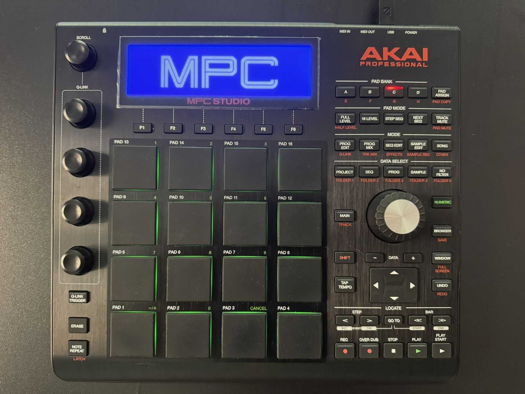 Akai MPC Studio Black Edition stan idealny